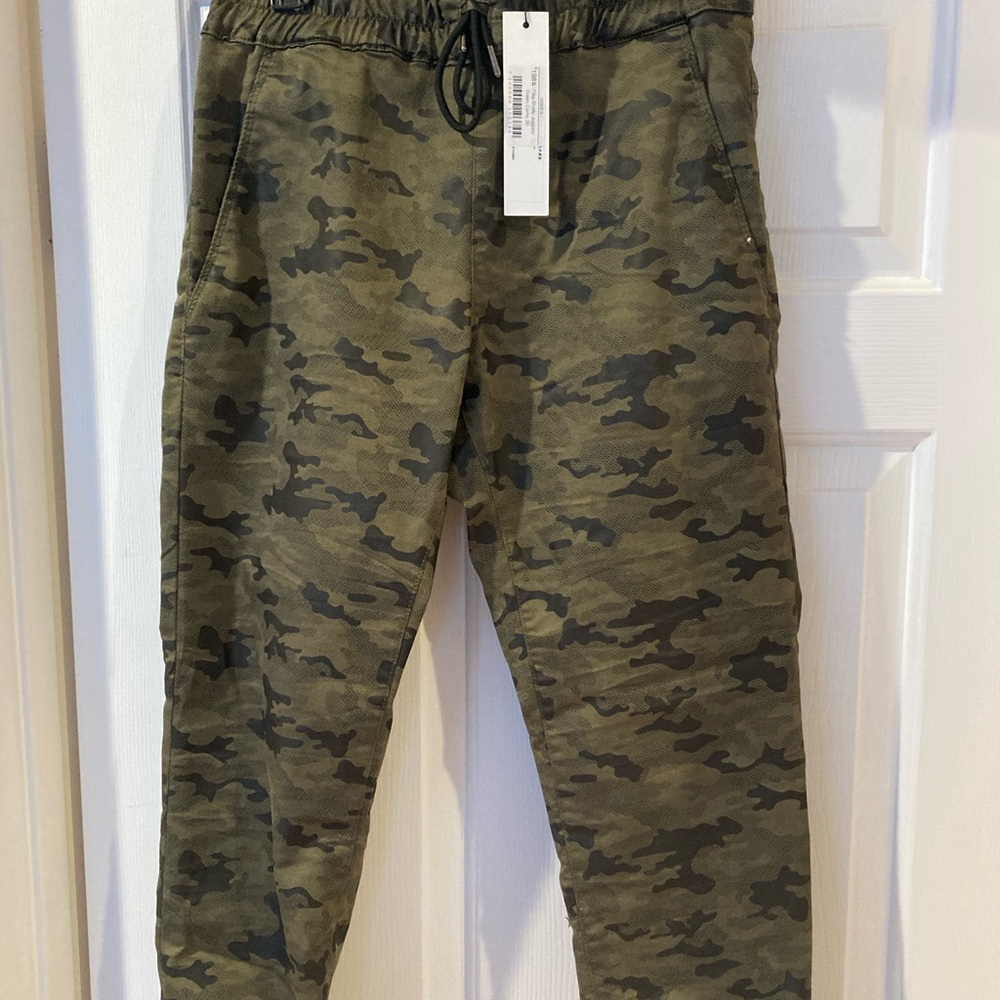 Flog Shelly Green Camo joggers - Picture 3 of 5
